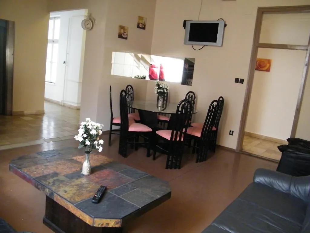 Zrinyi Hostel Budapeşte